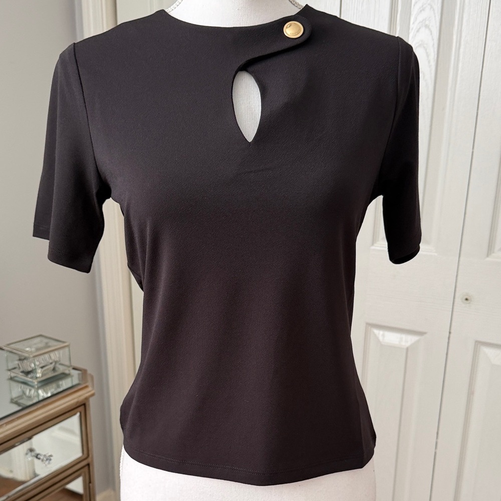 Michael Kors Black Short-Sleeve Keyhole Top with Gold Button Accent XS NWT